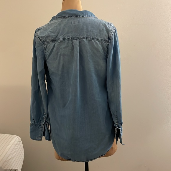 Jean button down - Picture 3 of 3